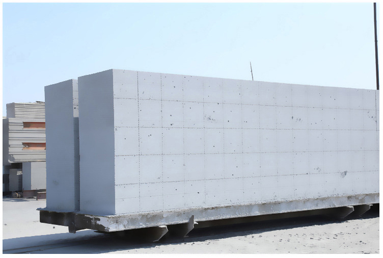 九台加气块 加气砌块 轻质砖气孔结构及其影响因素